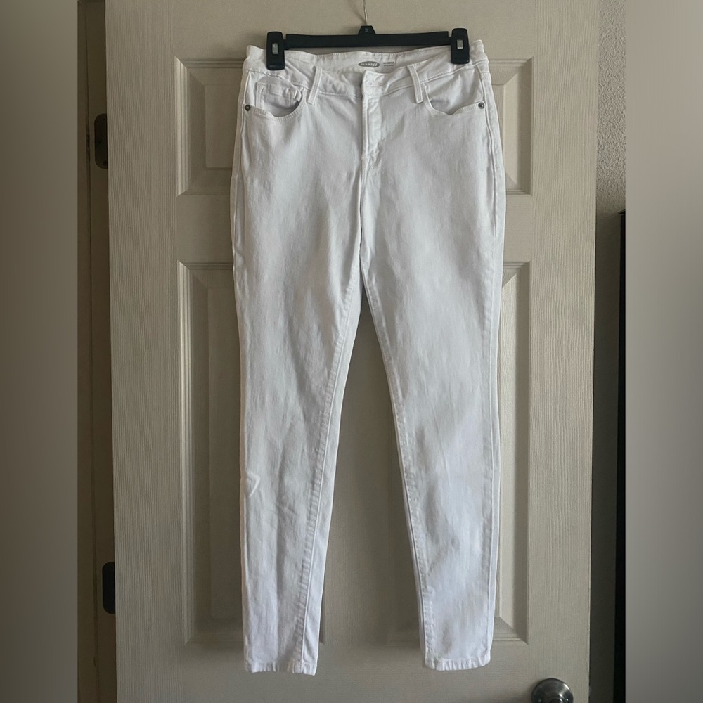 Old Navy Rockstar Super Skinny Jeans